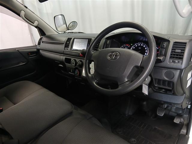 ハイエースバン DX 4WD 寒冷地 ディーゼル メモリーナビ バックカメラ ワンセグ ETC 盗難防止装置 キーレス 横滑り防止機能 3列シート ベンチシート 乗車定員9人(26枚目)