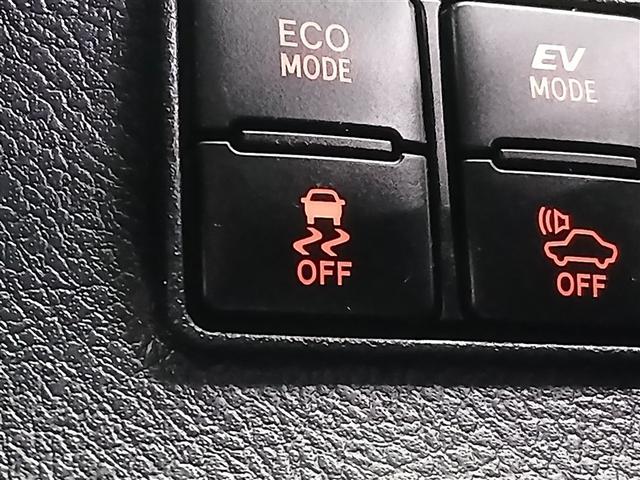 シエンタ ハイブリッドＧ　寒冷地　メモリーナビ　バックカメラ　両側電動スライド　ワンセグ　ＬＥＤヘッドランプ　スマートキー　ＥＴＣ　盗難防止装置　キーレス　横滑り防止機能　３列シート　乗車定員７人　ハイブリッド（16枚目）