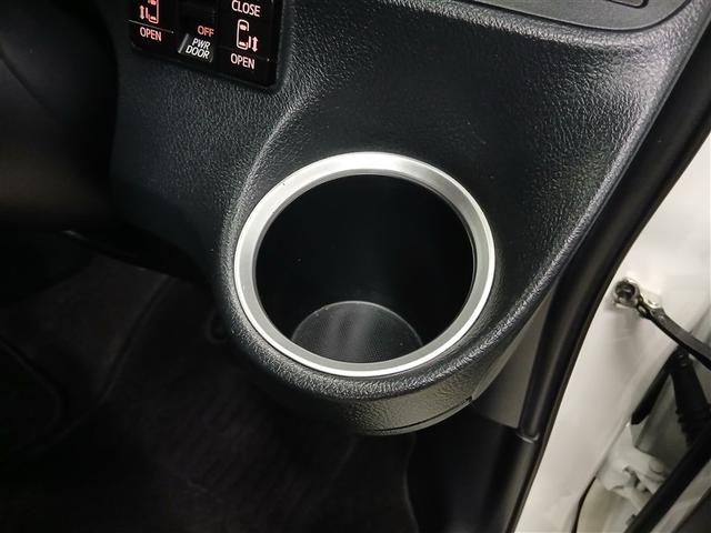 シエンタ ハイブリッドＧ　寒冷地　メモリーナビ　バックカメラ　両側電動スライド　ワンセグ　ＬＥＤヘッドランプ　スマートキー　ＥＴＣ　盗難防止装置　キーレス　横滑り防止機能　３列シート　乗車定員７人　ハイブリッド（23枚目）