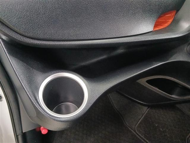 シエンタ ハイブリッドＧ　寒冷地　メモリーナビ　バックカメラ　両側電動スライド　ワンセグ　ＬＥＤヘッドランプ　スマートキー　ＥＴＣ　盗難防止装置　キーレス　横滑り防止機能　３列シート　乗車定員７人　ハイブリッド（24枚目）