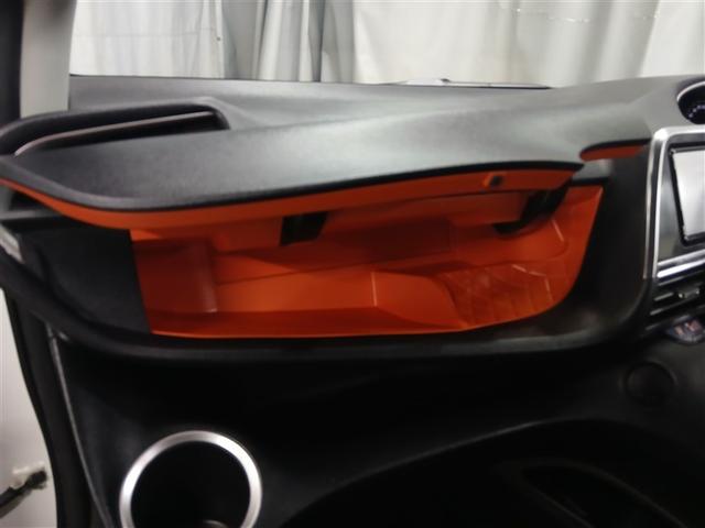 シエンタ ハイブリッドＧ　寒冷地　メモリーナビ　バックカメラ　両側電動スライド　ワンセグ　ＬＥＤヘッドランプ　スマートキー　ＥＴＣ　盗難防止装置　キーレス　横滑り防止機能　３列シート　乗車定員７人　ハイブリッド（26枚目）