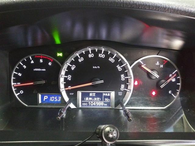 ハイエースバン DX 4WD 寒冷地 ディーゼル メモリーナビ バックカメラ ワンセグ ETC 盗難防止装置 キーレス 横滑り防止機能 3列シート ベンチシート 乗車定員9人(11枚目)