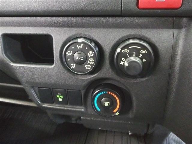 ハイエースバン DX 4WD 寒冷地 ディーゼル メモリーナビ バックカメラ ワンセグ ETC 盗難防止装置 キーレス 横滑り防止機能 3列シート ベンチシート 乗車定員9人(14枚目)