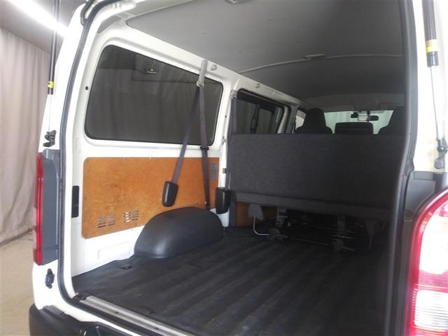 ハイエースバン DX 4WD 寒冷地 ディーゼル メモリーナビ バックカメラ ワンセグ ETC 盗難防止装置 キーレス 横滑り防止機能 3列シート ベンチシート 乗車定員9人(33枚目)