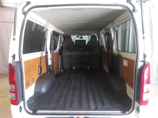 ハイエースバン DX 4WD 寒冷地 ディーゼル メモリーナビ バックカメラ ワンセグ ETC 盗難防止装置 キーレス 横滑り防止機能 3列シート ベンチシート 乗車定員9人(34枚目)