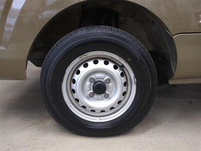 ハイゼットトラック ジャンボエクストラ　４ＷＤ　衝突被害軽減システム　５速マニュアル　ＬＥＤヘッドランプ　スマートキー　アイドリングストップ　盗難防止装置　キーレス　横滑り防止機能（6枚目）