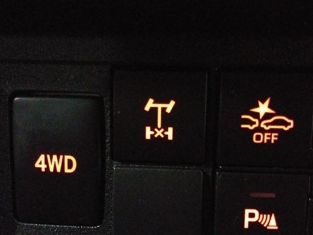 ハイゼットトラック ジャンボエクストラ　４ＷＤ　衝突被害軽減システム　５速マニュアル　ＬＥＤヘッドランプ　スマートキー　アイドリングストップ　盗難防止装置　キーレス　横滑り防止機能（17枚目）