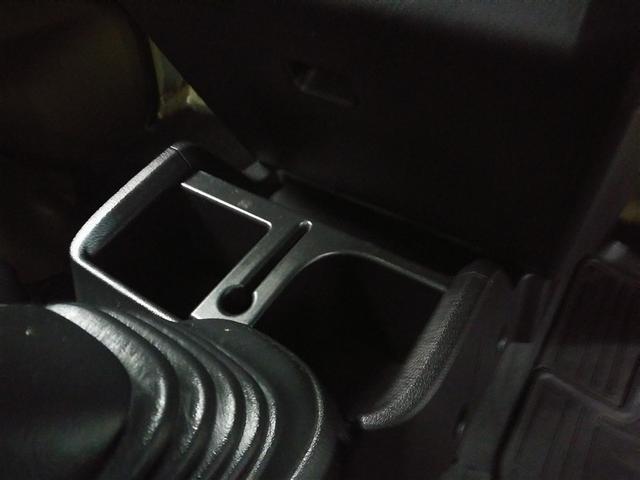 ハイゼットトラック ジャンボエクストラ　４ＷＤ　衝突被害軽減システム　５速マニュアル　ＬＥＤヘッドランプ　スマートキー　アイドリングストップ　盗難防止装置　キーレス　横滑り防止機能（28枚目）