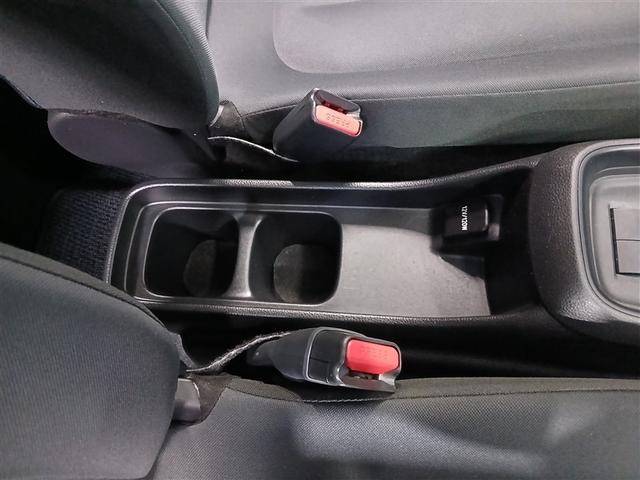 アクア Ｘ　４ＷＤ　寒冷地　衝突被害軽減システム　メモリーナビ　バックカメラ　ＬＥＤヘッドランプ　スマートキー　オートクルーズコントロール　ＥＴＣ　盗難防止装置　キーレス　横滑り防止機能　ハイブリッド（28枚目）