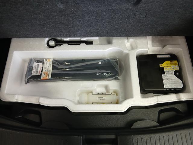 アクア Ｘ　４ＷＤ　寒冷地　衝突被害軽減システム　メモリーナビ　バックカメラ　ＬＥＤヘッドランプ　スマートキー　オートクルーズコントロール　ＥＴＣ　盗難防止装置　キーレス　横滑り防止機能　ハイブリッド（39枚目）