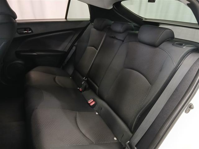 プリウス Ｓ　４ＷＤ　寒冷地　衝突被害軽減システム　メモリーナビ　バックカメラ　ＬＥＤヘッドランプ　アルミホイール　スマートキー　オートクルーズコントロール　ＥＴＣ　盗難防止装置　キーレス　横滑り防止機能（34枚目）