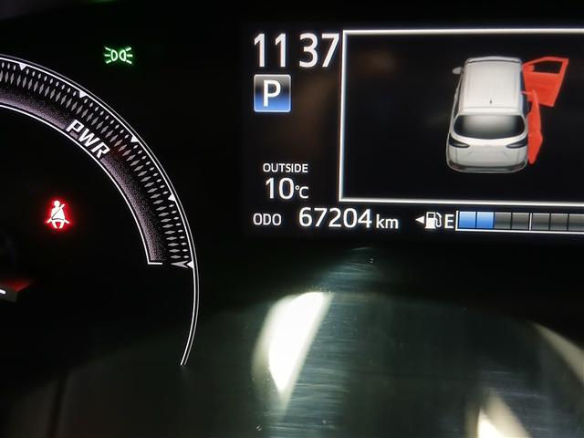 シエンタ ハイブリッド　ファンベースＧ　衝突被害軽減システム　メモリーナビ　バックカメラ　両側電動スライド　フルセグ　ＬＥＤヘッドランプ　アルミホイール　スマートキー　オートクルーズコントロール　ＥＴＣ　盗難防止装置　キーレス　ハイブリッド（12枚目）