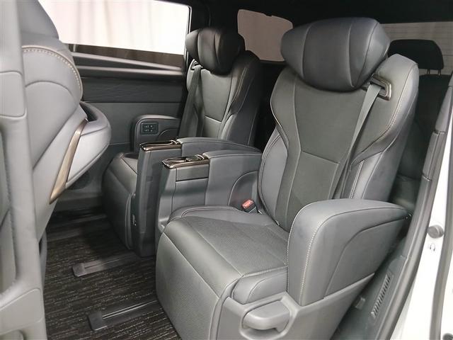 �ԓ��S�̂̐Ïl���������A�ړ����Ԃ��̂��̂������b�N�X�^�C���ɕς��㎿�Ȍ�ȋ�Ԃł�