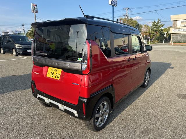 デリカミニ Ｔ　プレミアム　４ＷＤ　全周囲カメラ　両側電動スライドドア　ナビ　オートクルーズコントロール　レーンアシスト　衝突被害軽減システム　オートライト　ＬＥＤヘッドランプ　スマートキー　アイドリングストップ　電動格納ミラー（15枚目）