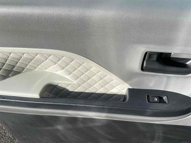 シフォン 　ＥＴＣ　バックカメラ　両側電動スライドドア　ナビ　クリアランスソナー　オートクルーズコントロール　衝突被害軽減システム　オートライト　スマートキー　アイドリングストップ　電動格納ミラー　シートヒーター（48枚目）
