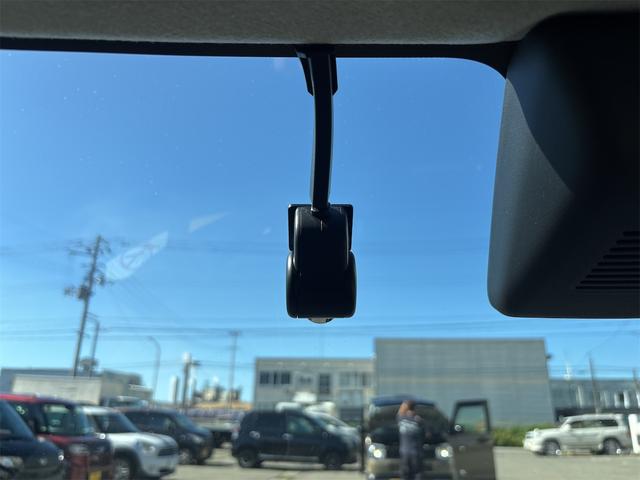 ムーヴ Ｇ　４ＷＤ　ドライブレコーダー　ＥＴＣ　バックカメラ　両側スライド・片側電動　ＴＶ　クリアランスソナー　衝突被害軽減システム　オートライト　ＬＥＤヘッドランプ　スマートキー　アイドリングストップ（3枚目）