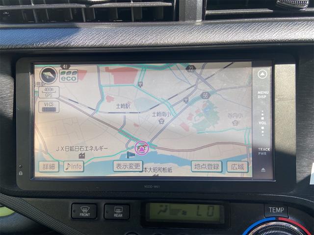 アクア Ｓ　ドライブレコーダー　ＥＴＣ　バックカメラ　ナビ　ＴＶ　オートライト　スマートキー　電動格納ミラー　シートヒーター　ＣＶＴ　衝突安全ボディ　アルミホイール　ＣＤ　ＵＳＢ　ＡＢＳ　ＥＳＣ　エアコン（3枚目）