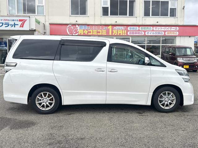 ヴェルファイア 2.4Z プラチナセレクションII 4WD 禁煙車 バックカメラ ナビ TV クリアランスソナー 両側電動スライドドア HID 電動リアゲート スマートキー 電動格納ミラー 後席モニター 3列シート オットマン CVT アルミホイール(14枚目)