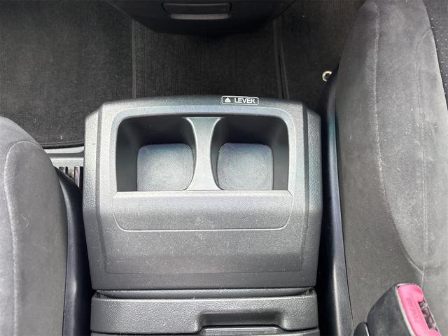 ヴェルファイア 2.4Z プラチナセレクションII 4WD 禁煙車 バックカメラ ナビ TV クリアランスソナー 両側電動スライドドア HID 電動リアゲート スマートキー 電動格納ミラー 後席モニター 3列シート オットマン CVT アルミホイール(35枚目)