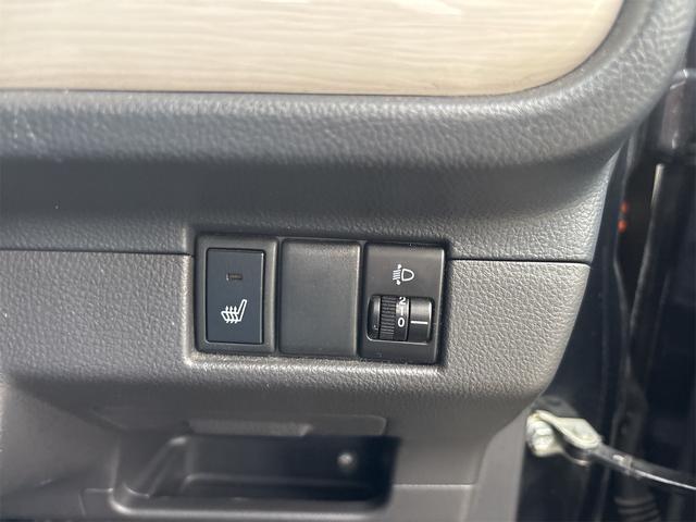 アルトラパン L 4WD ナビ TV キーレスエントリー 電動格納ミラー シートヒーター ベンチシート AT ABS CD アルミホイール 衝突安全ボディ エアコン パワーステアリング パワーウィンドウ(8枚目)