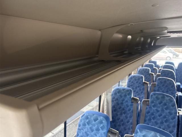 ローザ スーパーロングボディ　２９人乗り　バス　ＭＴ　ＥＴＣ　ＴＶ　バックカメラ　エアコン　ＣＤ　ＤＶＤ再生　カセット（22枚目）