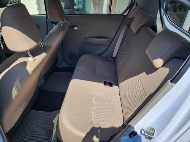 プレオプラス Ｌ　アイドリングストップ　電動格納ミラー　ＣＶＴ　盗難防止システム　ＡＢＳ　ＣＤ　衝突安全ボディ　エアコン　プライバシーガラス（24枚目）