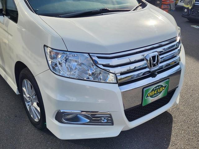 ステップワゴンスパーダ 　４ＷＤ　ＥＴＣ　全周囲カメラ　ナビ　エンジンスターター　ＴＶ　両側電動スライドドア　ＨＩＤ　スマートキー　電動格納ミラー　後席モニター　３列シート　ＡＴ　アルミホイール　ＣＤ　ＵＳＢ　盗難防止システム（5枚目）