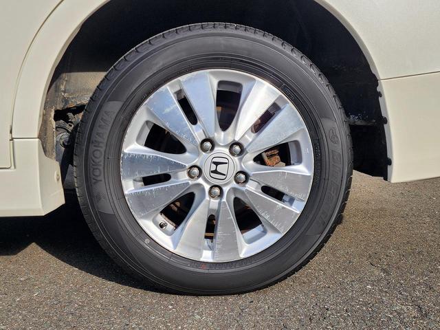 ステップワゴンスパーダ 　４ＷＤ　ＥＴＣ　全周囲カメラ　ナビ　エンジンスターター　ＴＶ　両側電動スライドドア　ＨＩＤ　スマートキー　電動格納ミラー　後席モニター　３列シート　ＡＴ　アルミホイール　ＣＤ　ＵＳＢ　盗難防止システム（38枚目）