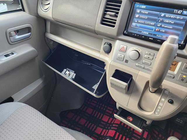 エブリイワゴン PZターボ 4WD ETC バックカメラ 両側スライド・片側電動 ナビ TV キーレスエントリー 電動格納ミラー シートヒーター AT 盗難防止システム ABS CD DVD再生 USB Bluetooth(17枚目)