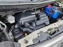 ＧＳ　４ＷＤ　衝突被害軽減システム　両側スライド・片側電動　ＴＶ　レーンアシスト　オートライト　ＨＩＤ　スマートキー　アイドリングストップ　電動格納ミラー　シートヒーター　ベンチシート　ＣＶＴ　スペアキー（34枚目）