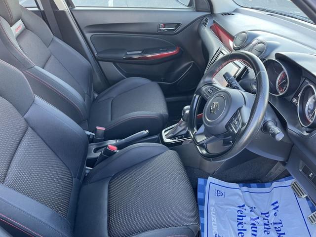 スイフトスポーツ ベースグレード　２ＷＤ　衝突軽減　運シートヒータ　ＬＥＤヘッドライト　外メモリーナビ　フルセグＴＶ　外ＥＴＣ　全方位カメラ　パーキングアシスト　スマートキー（10枚目）