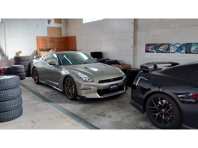 ＧＴ－Ｒ プレミアムエディション　Ｔ－スペック　特別限定車！　ミレニアムジェイドカラー　レイズ製鍛造アルミホイル　４１０ｍｍカーボンディスクブレーキ　Ｔスペック専用内装色　チタンマフラー（15枚目）