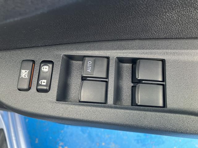 ラクティス Ｘ　車いす仕様車　タイプＩ　リヤシート付　車いす用スロープ　車いす用固定装置　車庫降下装置　格納リヤシート　バックカメラ　社外ＳＤナビ　フルセグＴＶ　ドライブレコーダー（前後）　ＥＴＣ　キーレス（34枚目）