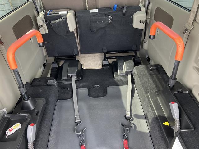 ＮＶ１００クリッパーリオ チェアキャブ車いす移動車　４ＷＤ　ターボ車　車いす用スロープ　電動ウインチ　手摺り　リヤヒーター　シートヒーター　社外ＳＤナビ　バックカメラ　ドラレコ　分割可倒式リヤシート　スライドドアクローザー　スマートキー（17枚目）