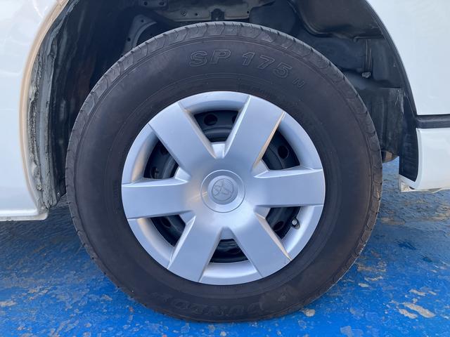 レジアスエースバン ウェルキャブＢタイプ　４ＷＤ　ディーゼルターボ　車いす用固定装置２基　リモコン付き電動スイングアームリフト　オートステップ　手摺り　パワースライドドア　純正ＳＤナビ　ワンセグＴＶ　バックカメラ　ＥＴＣ（39枚目）