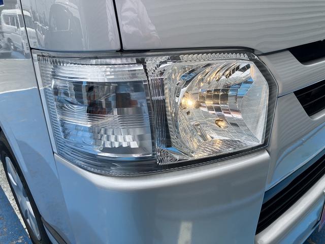 ハイエースバン ウェルキャブＢタイプ　４ＷＤ　ディーゼルターボ　車いす用固定装置２基　リモコン付き電動スイングアームリフト　オートステップ　手摺り　バックカメラ　Ｗエアコン　キーレス（33枚目）