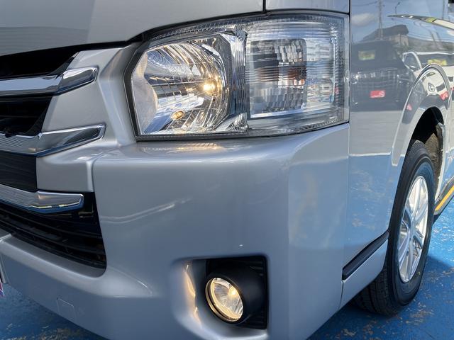 ハイエースコミューター スーパーロングＧＬ　４ＷＤ　車いす用固定装置４基　リヤリフト　オートステップ　出てくる手摺り　パワースライドドア　純正ナビ・ＴＶ　バックカメラ　純正ドラレコ　ＥＴＣ　エンジンスターター　ＧＰＳ＆レーダー探知機　社外ＡＷ（38枚目）