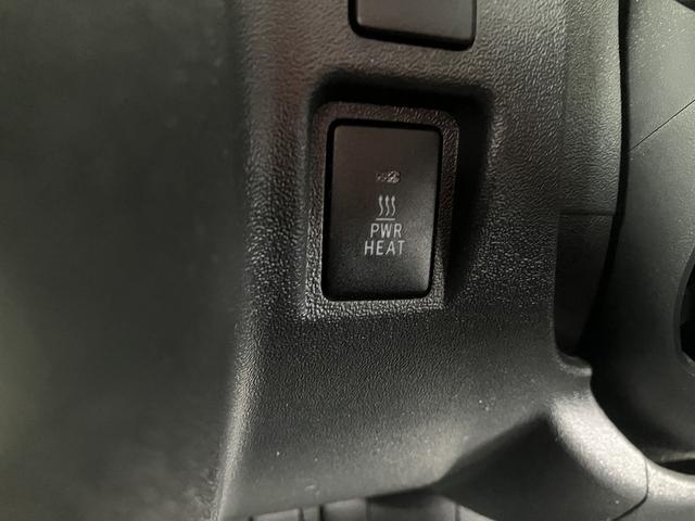 ハイエースバン ウェルキャブＢタイプ　４ＷＤ　ディーゼルターボ　トヨタセーフティセンス　車いす用固定装置２基　リモコン付き電動スイングアームリフト　オートステップ　手摺り　純正ナビ・ＴＶ　バックカメラ　純正ドライブレコーダー　キーレス（22枚目）