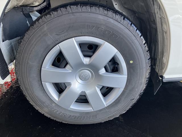 ハイエースバン ウェルキャブBタイプ 4WD ディーゼルターボ トヨタセーフティセンス 車いす用固定装置2基 リモコン付き電動スイングアームリフト オートステップ 手摺り 純正ナビ ワンセグTV バックカメラ ドライブレコーダー キーレス(41枚目)