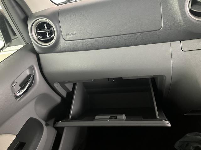 NV350キャラバンバン チェアキャブ車いす1+1名仕様 4WD 車いす用固定装置2基 リヤアームリフト ストレッチャー付属 ストレッチャー固定装置 酸素ボンベ固定金具 点滴フック オートステップ 手摺り パワースライドドア アラウンドビューモニター(31枚目)