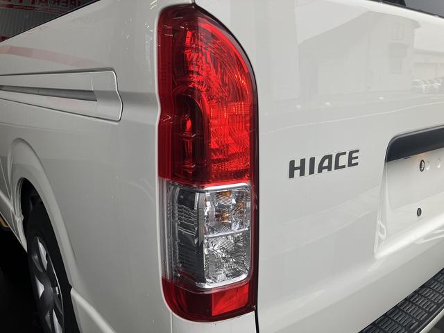 ハイエースバン ウェルキャブBタイプ 4WD ディーゼルターボ トヨタセーフティセンス 車いす用固定装置2基 リヤアームリフト オートステップ 手摺り パワースライドドア バックカメラ 純正ナビ ワンセグTV 純正ドライブレコーダー(38枚目)