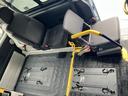 ウェルキャブＢタイプ　４ＷＤ　ディーゼルターボ　車いす用固定装置２基　リモコン付き電動スイングアームリフト　オートステップ　手摺り　バックカメラ　Ｗエアコン　キーレス（17枚目）