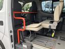 チェアキャブ車いす４名仕様　４ＷＤ　ディーゼルターボ　車いす用固定装置４基　リヤアームリフト　手摺り　オートステップ　３６０°アラウンドビューモニター　ドライブレコーダー　エマージェンシーブレーキ（15枚目）