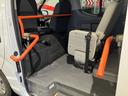 チェアキャブ車いす２名仕様　４ＷＤ　ディーゼルターボ　車いす用固定装置２基　リヤアームリフト　オートステップ　手摺り　３６０度アラウンドビューモニター　社外ナビ・ＴＶ　ＥＴＣ　社外エンスタ　ＬＥＤライト・ルームランプ（14枚目）