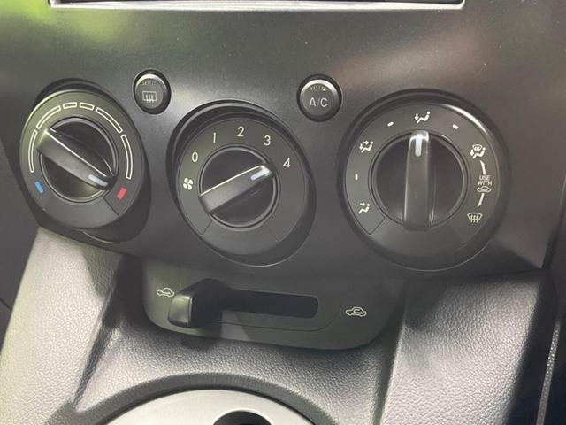 13C 禁煙車 純正SDナビ ETC キーレス(33枚目)