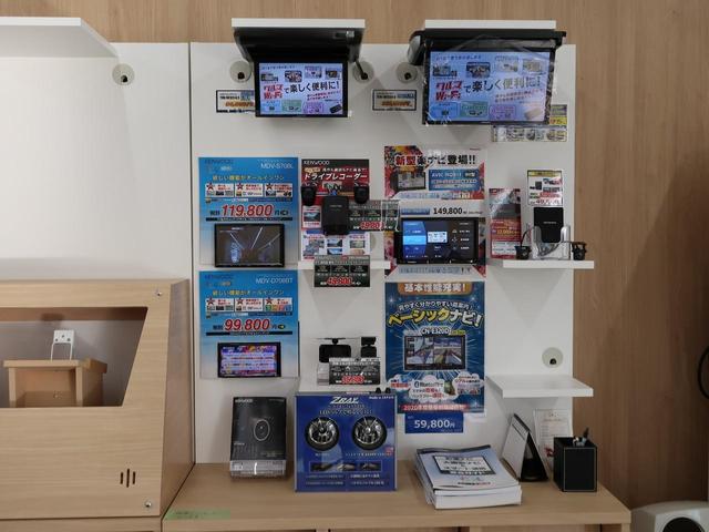 13C 禁煙車 純正SDナビ ETC キーレス(43枚目)
