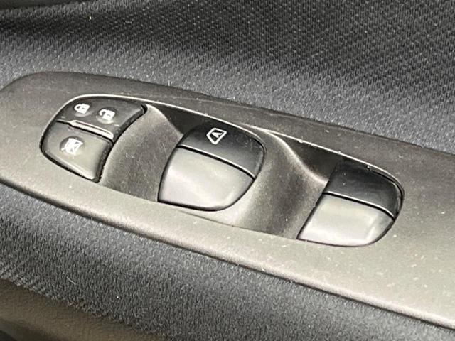 セレナ ハイウェイスターＳ－ＨＶアドバンスドセーフティパック　両側電動スライド　ＳＤナビ　全周囲カメラ　エマージェンシーブレーキ　禁煙車　スマートキー　ＥＴＣ　クルコン　車線逸脱警報　誤発進抑制機能　オートライト　オートエアコン　純正オプション１６インチＡＷ（49枚目）