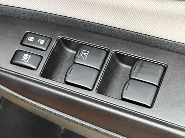 ノート ｅ－パワー　Ｘ　純正ＳＤナビ　全周囲カメラ　衝突被害軽減システム　禁煙車　ドラレコ　コーナーセンサー　スマートキー　ＬＥＤヘッド　車線逸脱警報　オートライト　オートエアコン　Ｂｌｕｅｔｏｏｔｈ　ＣＤ　ＤＶＤ再生（54枚目）