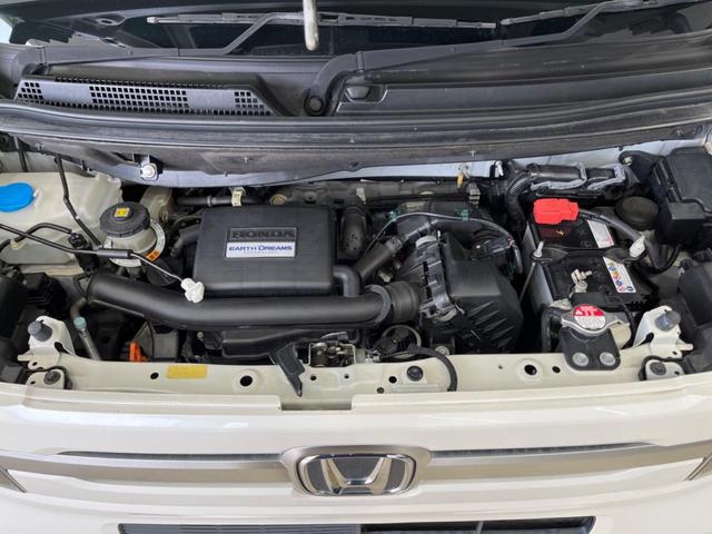 Ｎ－ＶＡＮ＋スタイル ファン・ホンダセンシング　４ＷＤ　ＭＴ車　ＳＤナビ　バックカメラ　ホンダセンシング　禁煙車　スマートキー　ＬＥＤヘッド　オートハイビーム　車線逸脱警報　オートライト　オートエアコン　Ｂｌｕｅｔｏｏｔｈ　ＣＤ／ＤＶＤ再生（18枚目）