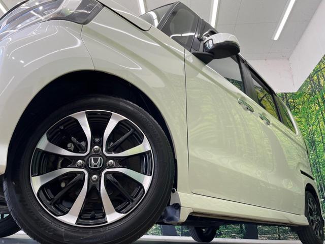 N-BOXカスタム G・Lホンダセンシング 両側電動スライド 純正ナビ バックカメラ ホンダセンシング レーダークルーズ 禁煙車 コーナーセンサー レーンキープ LEDヘッド ETC オートハイビーム 車線逸脱警報 誤発進抑制機能 オートライト(13枚目)